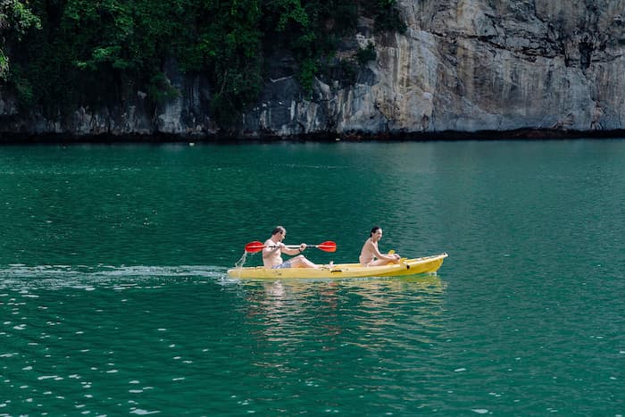 balade-kayak-baie-lan-ha-bateau-bonita-10-cabines balade-kayak-baie-lan-ha-bateau-bonita-10-cabines