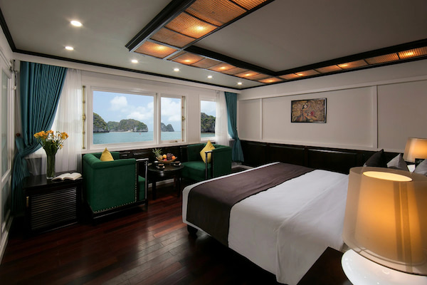 LaReginaRoyal_suite Grand Royal