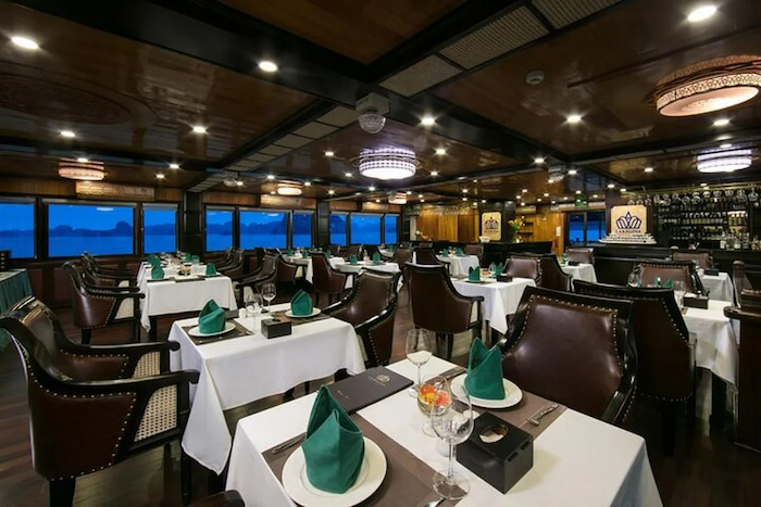 Restaurant- Bateau La Regina Royal