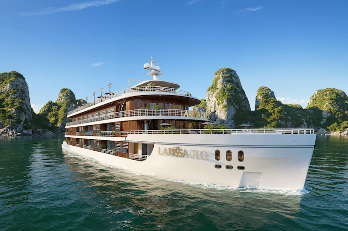 Bateau Larissa